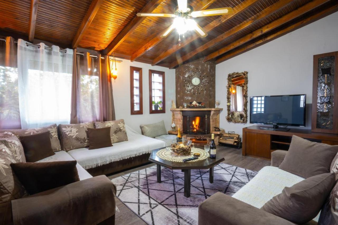 Casa Rita * Aridaia